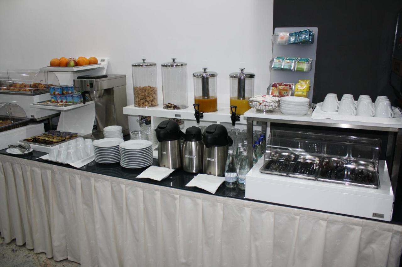Hotel Oltenia 크라이오바 외부 사진